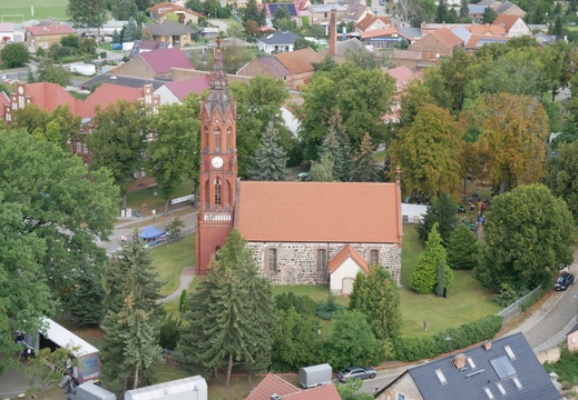 Kranfahrt: Paul-Gerhardt-Kirche